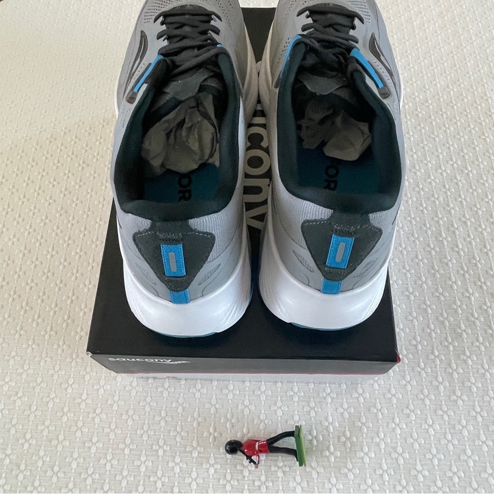 NWB Saucony Guide 15 Running Shoes Men’s size 10.5 Wide Retail $140, Brand new! - Picture 6 of 11